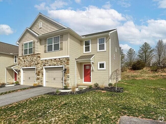 Building Photo - 30 Fargreen Ct