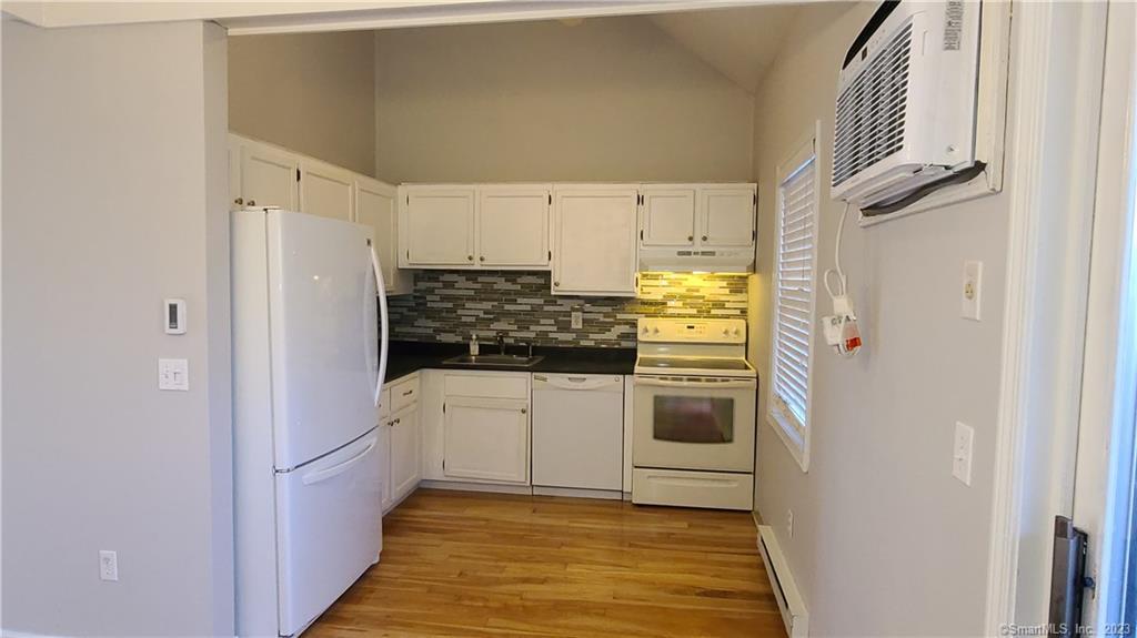 1 Abbott Rd, Ellington, CT 06029 Townhome Rentals in Ellington CT