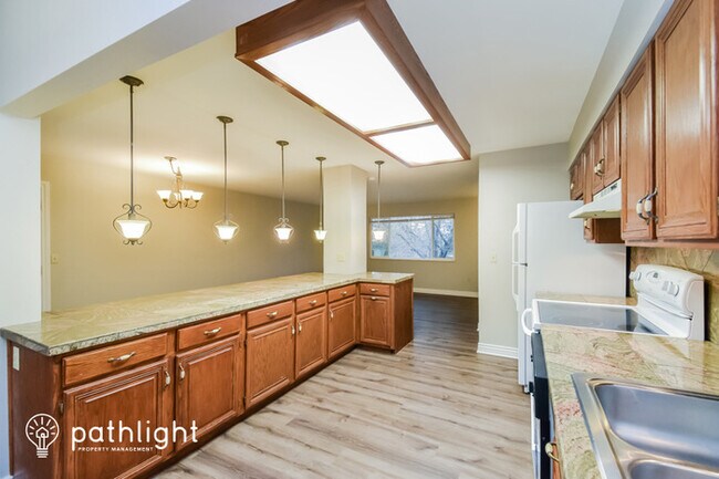 Foto del edificio - 4275 Oro Blanco Dr, Colorado Springs, CO, ...