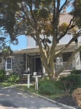 Building Photo - 243 Glenville Rd