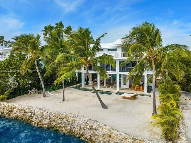 Building Photo - 50 Ocean Front Dr