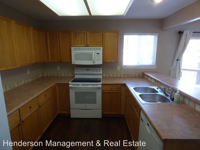 Foto del edificio - 4 br, 2.5 bath House - 4153 Foothills Dr.