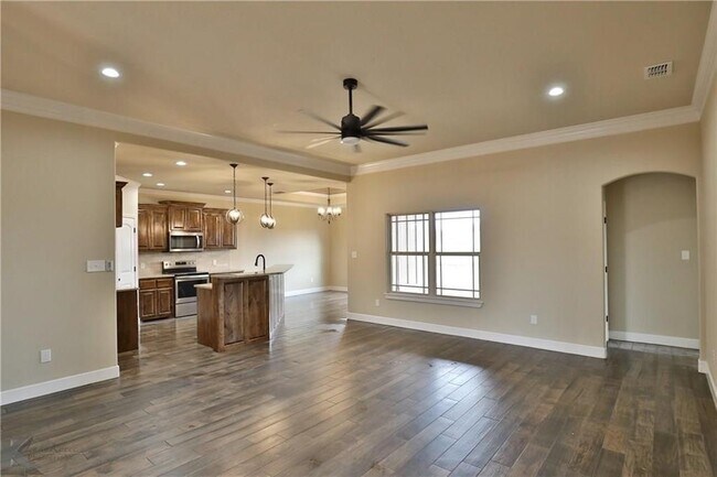 Building Photo - 128 Pepper Creek Trail