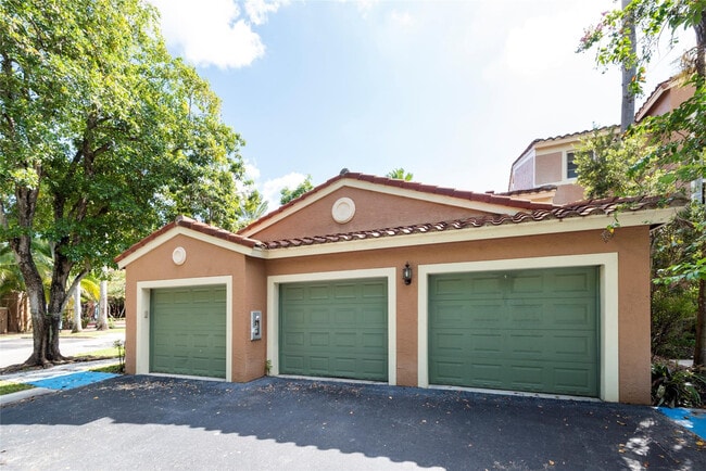 Foto del edificio - 4808 State Rd