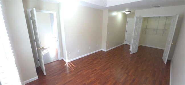 Building Photo - 2784 James Henry Dr