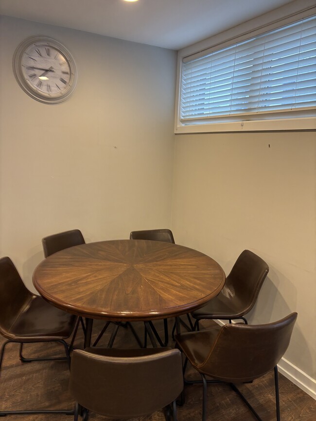 Foto del edificio - 769 N Uber St