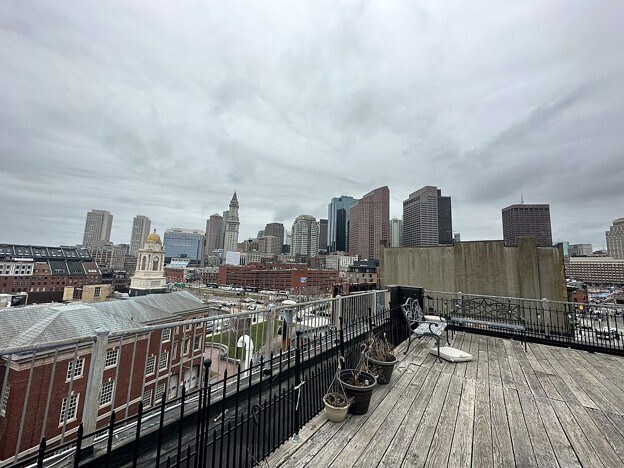 Foto del edificio - 237 Hanover St
