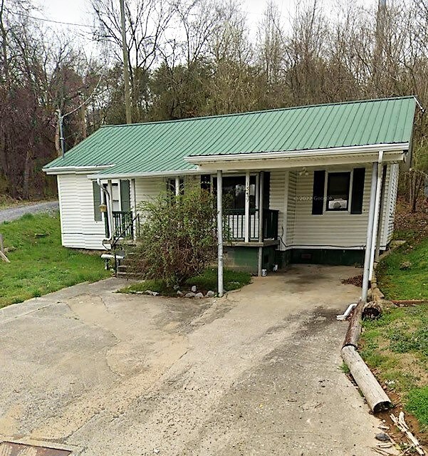 1339 Old Knoxville Hwy, Sevierville, TN 37876 House Rental in