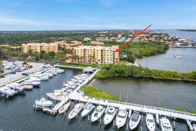 Building Photo - 1200 Scotia Dr