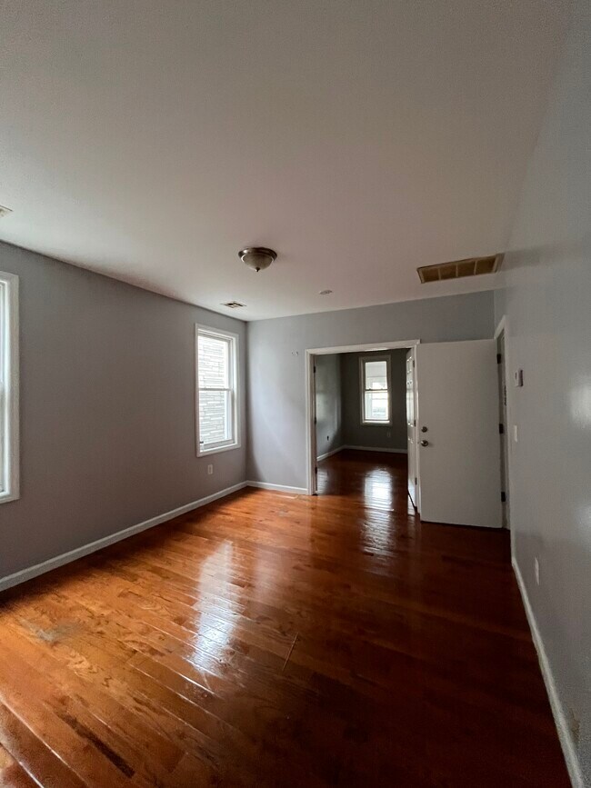 Foto del edificio - 220 Dwight St