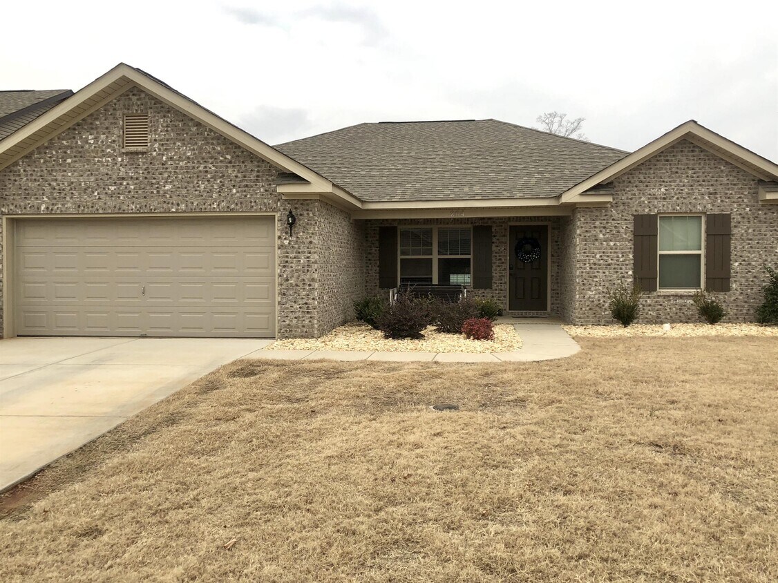 264 Fenrose Dr, Harvest, AL 35749 House for Rent in Harvest, AL