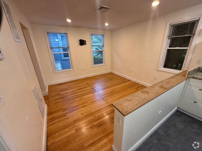 Building Photo - 12 Cheever Ct