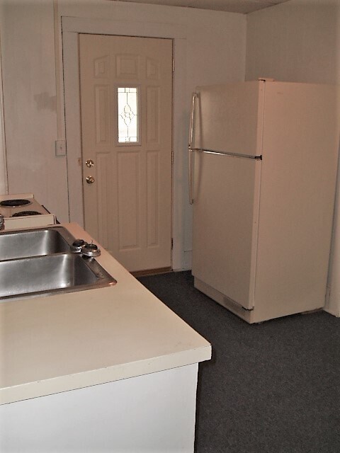 Building Photo - 155 N Starr Ave