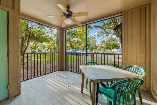 Building Photo - 2511 Rustic Ridge Loop