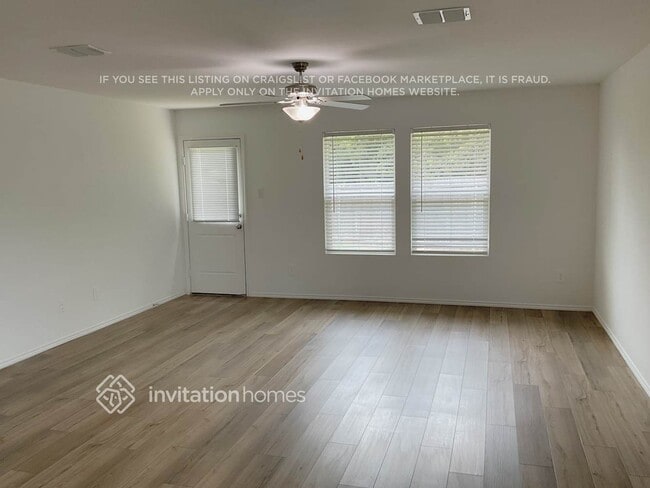 Foto del edificio - 10645 Sewell Cir