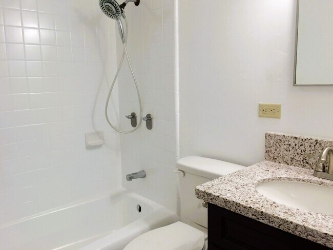 Foto del edificio - 1BR/1BA/1PK - Ala Wailani in Waikiki
