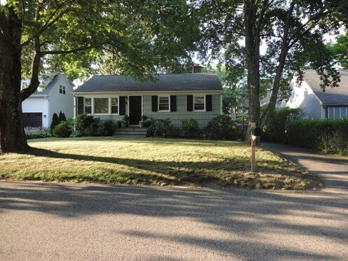 Primary Photo - 6 Bailey Ave