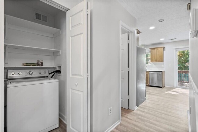 Foto del edificio - 10390 Rillridge Ct