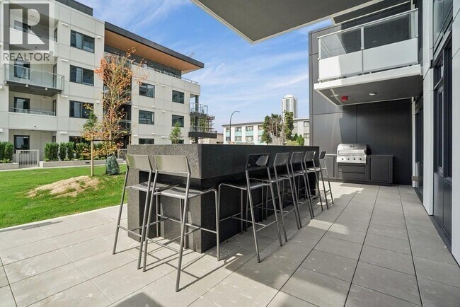 Photo du bâtiment - 6608 Sussex Ave