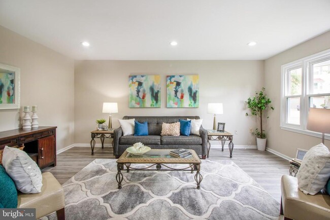 Foto del edificio - 14538 Creek Branch Ct