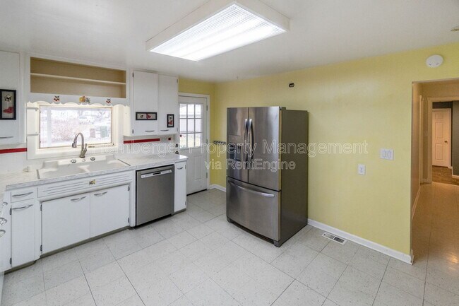 Foto del edificio - 2324 E South Crescent Ave