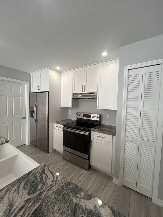 Foto del edificio - 700 S Harbour Island Blvd