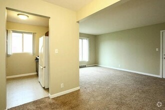 Building Photo - 14272 Riverview St