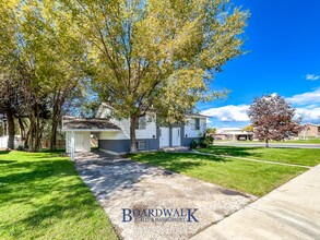 Building Photo - 661 N 980 W