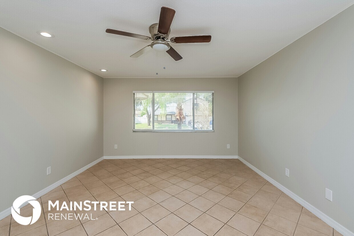 Foto principal - 3103 Apricot St