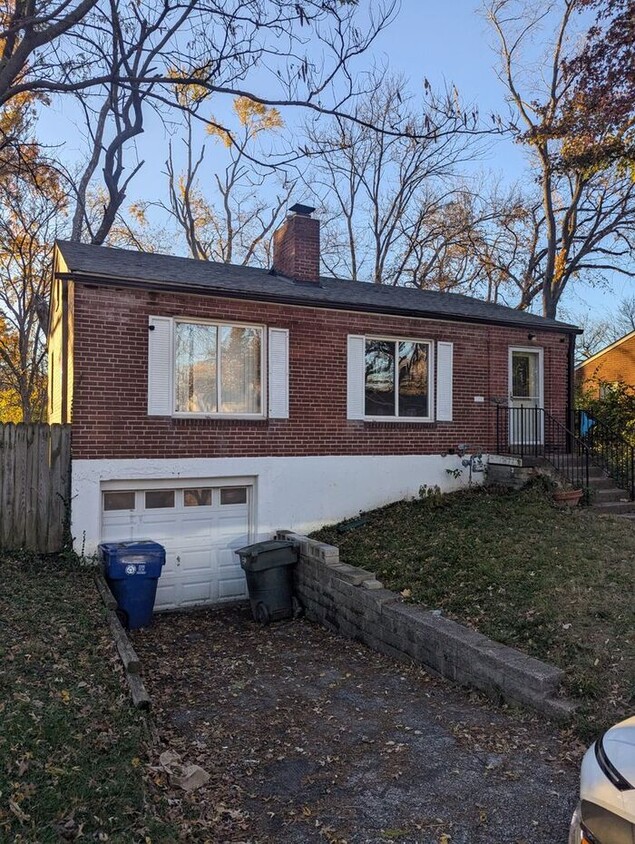 Primary Photo - Such a Cute and Cozy House, Fully Renovate...