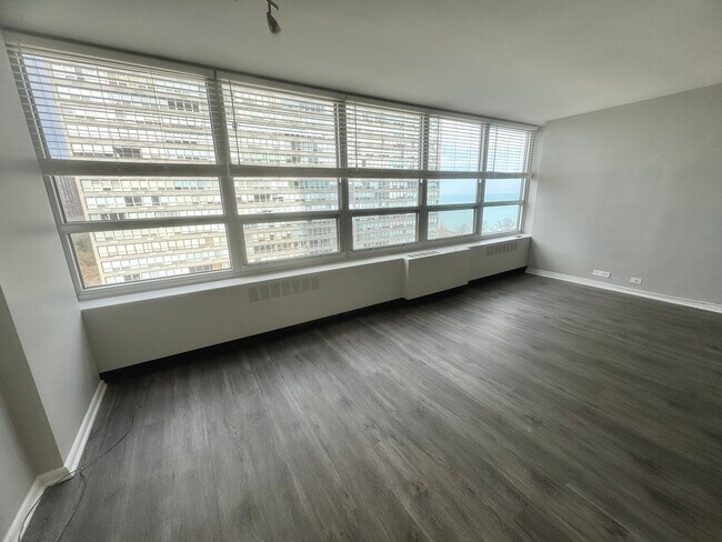 Foto del edificio - 4800 S Chicago Beach Dr