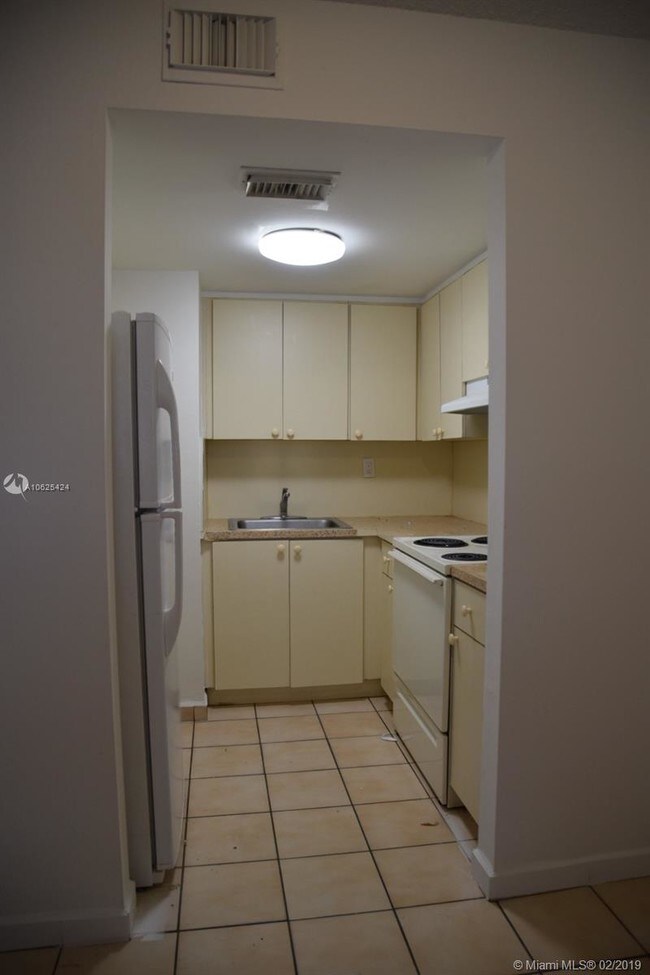Foto del edificio - 7283 W 24th Ave