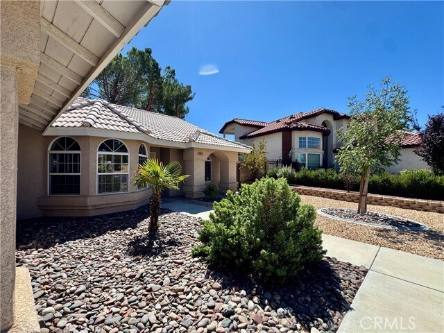 Foto del edificio - 18015 Wildwood Dr
