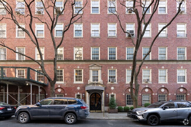 Foto del edificio - Co-op