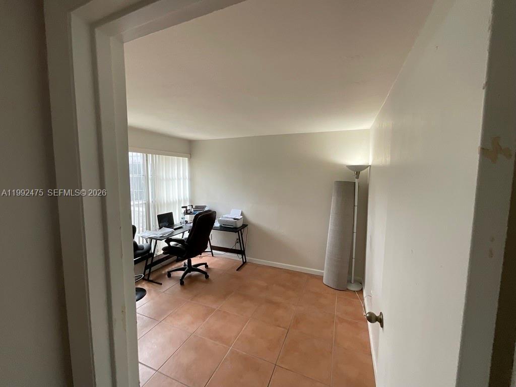 Foto del edificio - 10357 N Kendall Dr