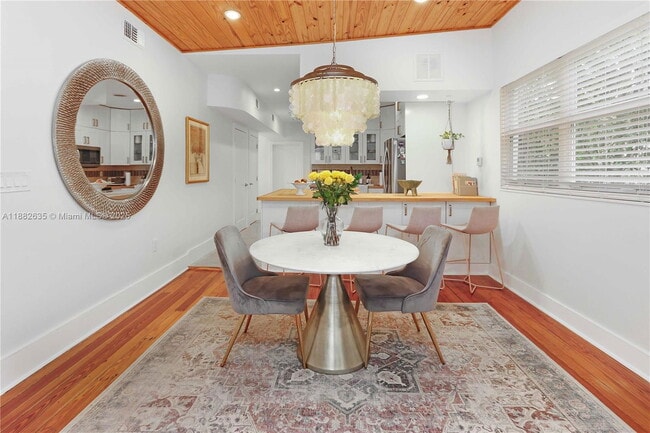 Photo - 1648 Adams St House