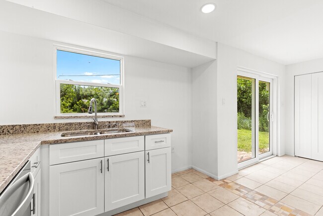 Building Photo - 1057 Tropical Ave NW