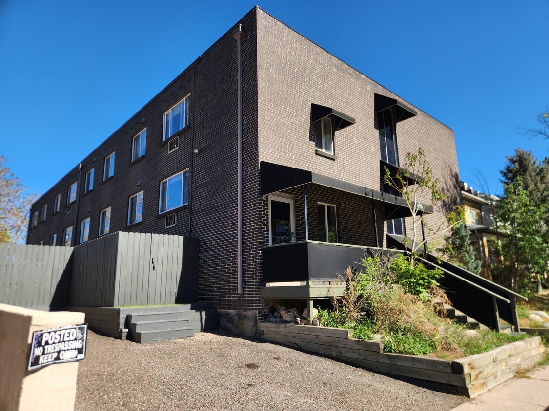Photo - 656 Logan St (Denver, CO)
