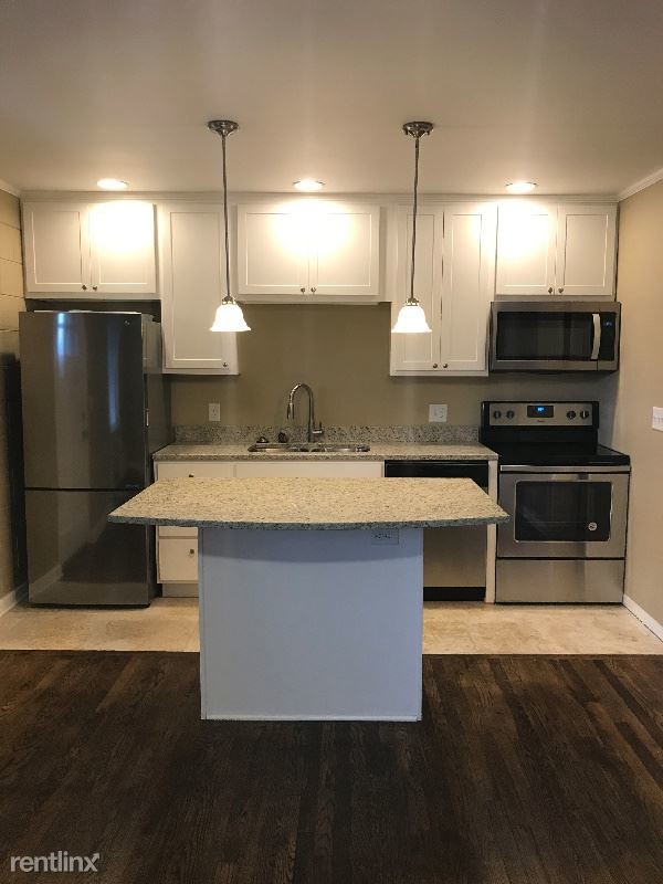 Primary Photo - 1 br, 1 bath Apartment - 1367A Oakland Ave