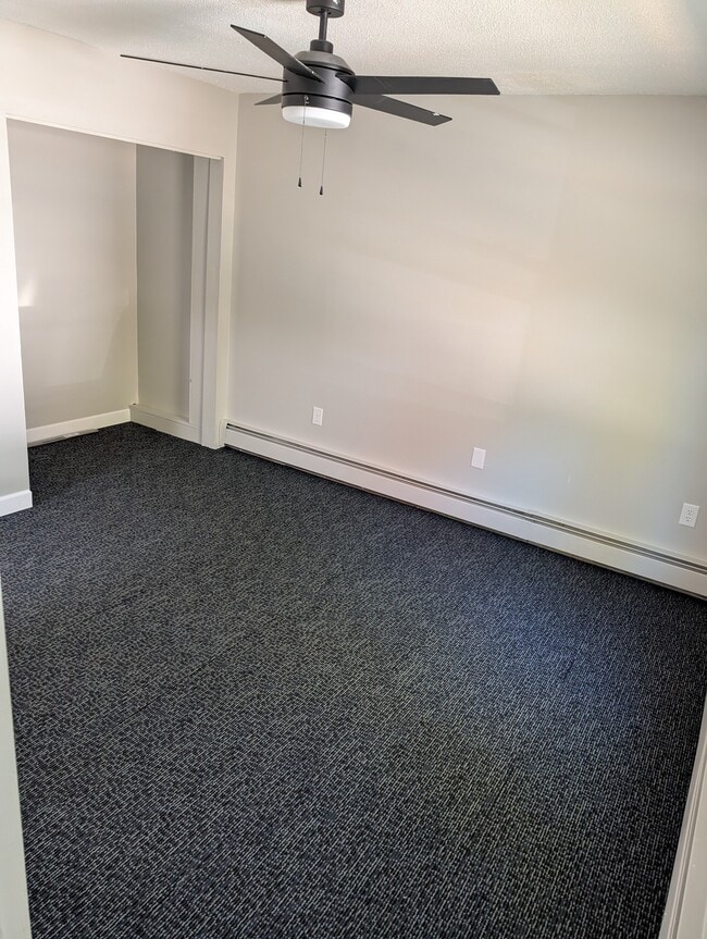 Building Photo - 47 Hill St