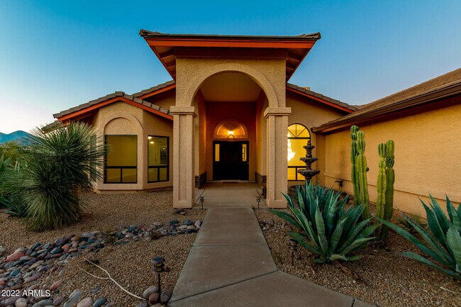 Building Photo - 16246 E Emerald Dr