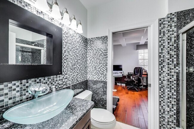 Foto del edificio - 4982 SW 173rd Ave