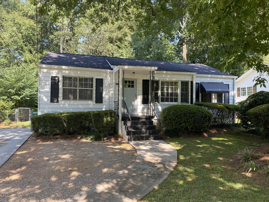 1116 Shepherds Ln NE, Atlanta, GA 30324