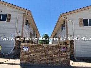 Building Photo - 26 Montebello Rd