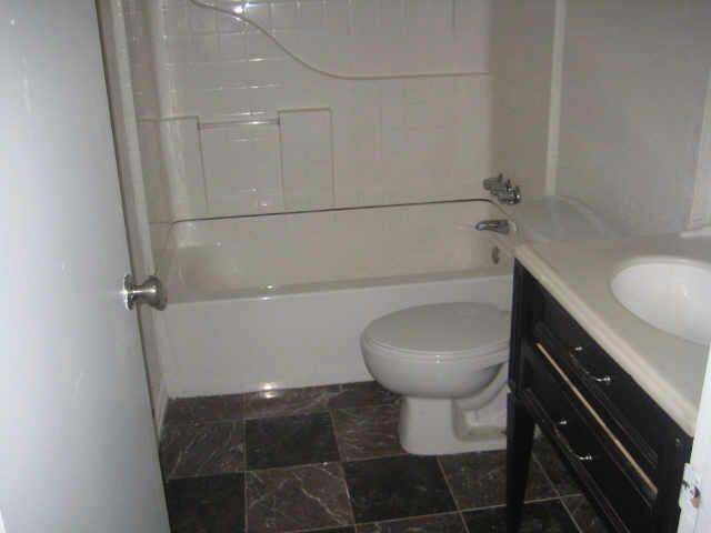 Foto del edificio - 821 Quinette Dr