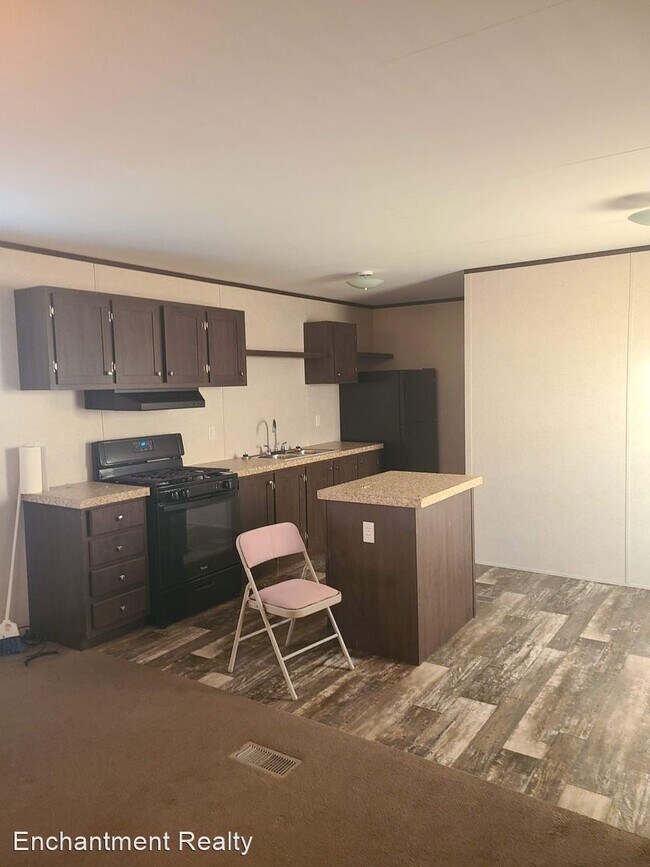 Building Photo - 2 br, 2 bath House - 157 Airport