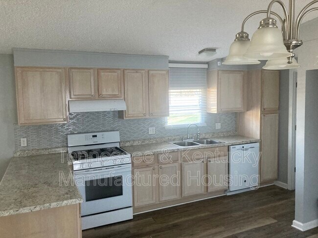 Building Photo - 207 Cumberland Ln