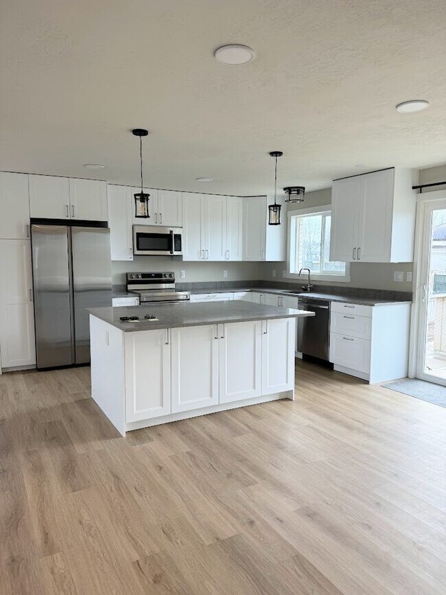 Foto del edificio - Beautiful remodeled home in Orem!