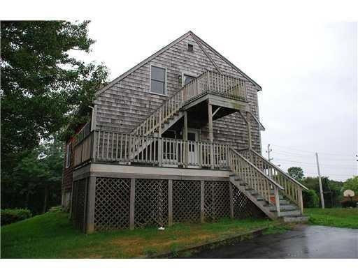 Building Photo - 3 Buttonwood St