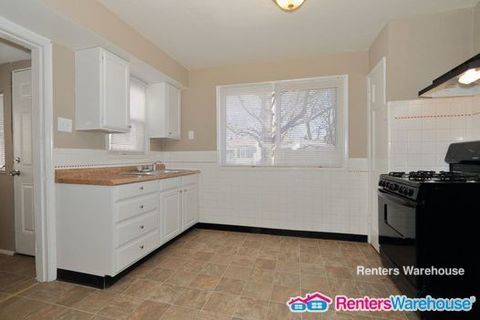 Foto del edificio - 7524 Calvin Ave